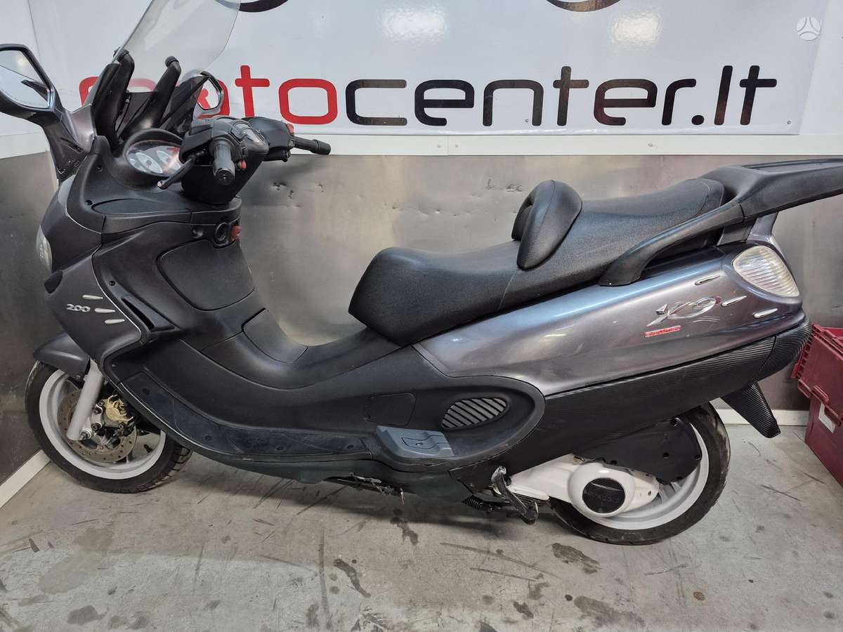 Piaggio X9 200cc, мотороллеры / мопеды
