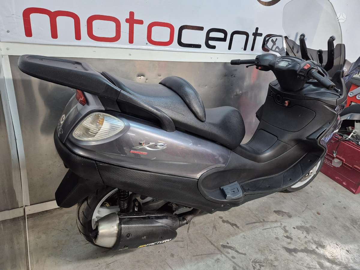 Piaggio X9 200cc, scooters / mopeds