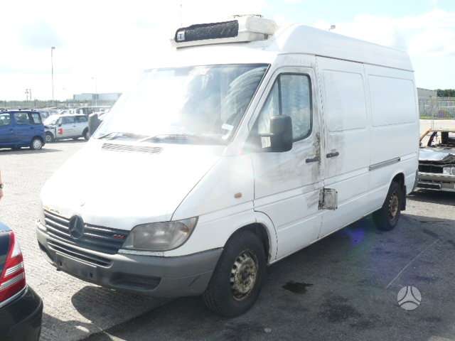 Mercedes-Benz Sprinter, cargo vans
