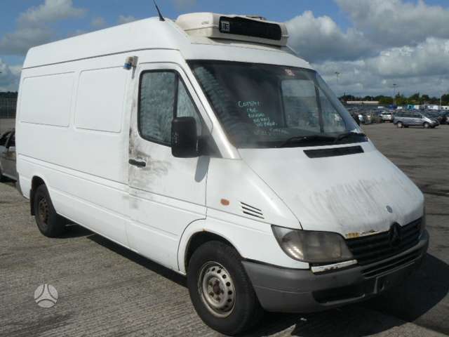 Mercedes-Benz Sprinter, cargo vans