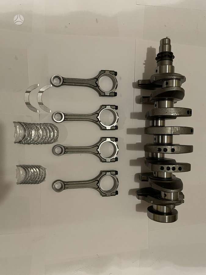 Hyundai Tucson crankshaft, engine block