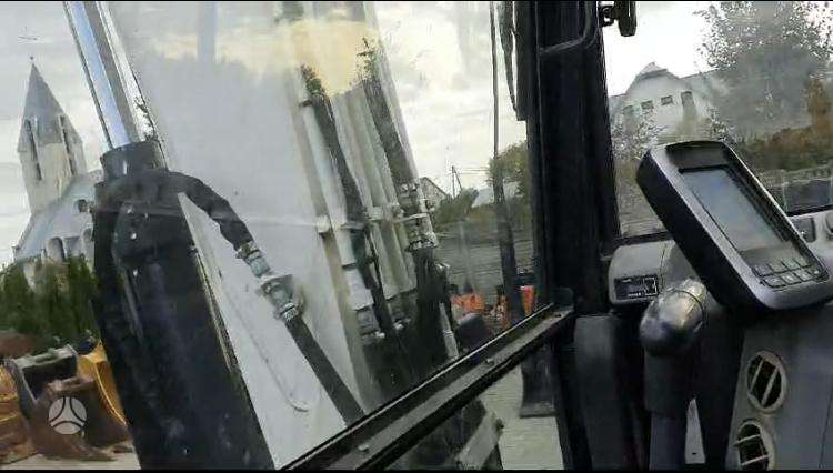 Bobcat E85, mini ekskavatori