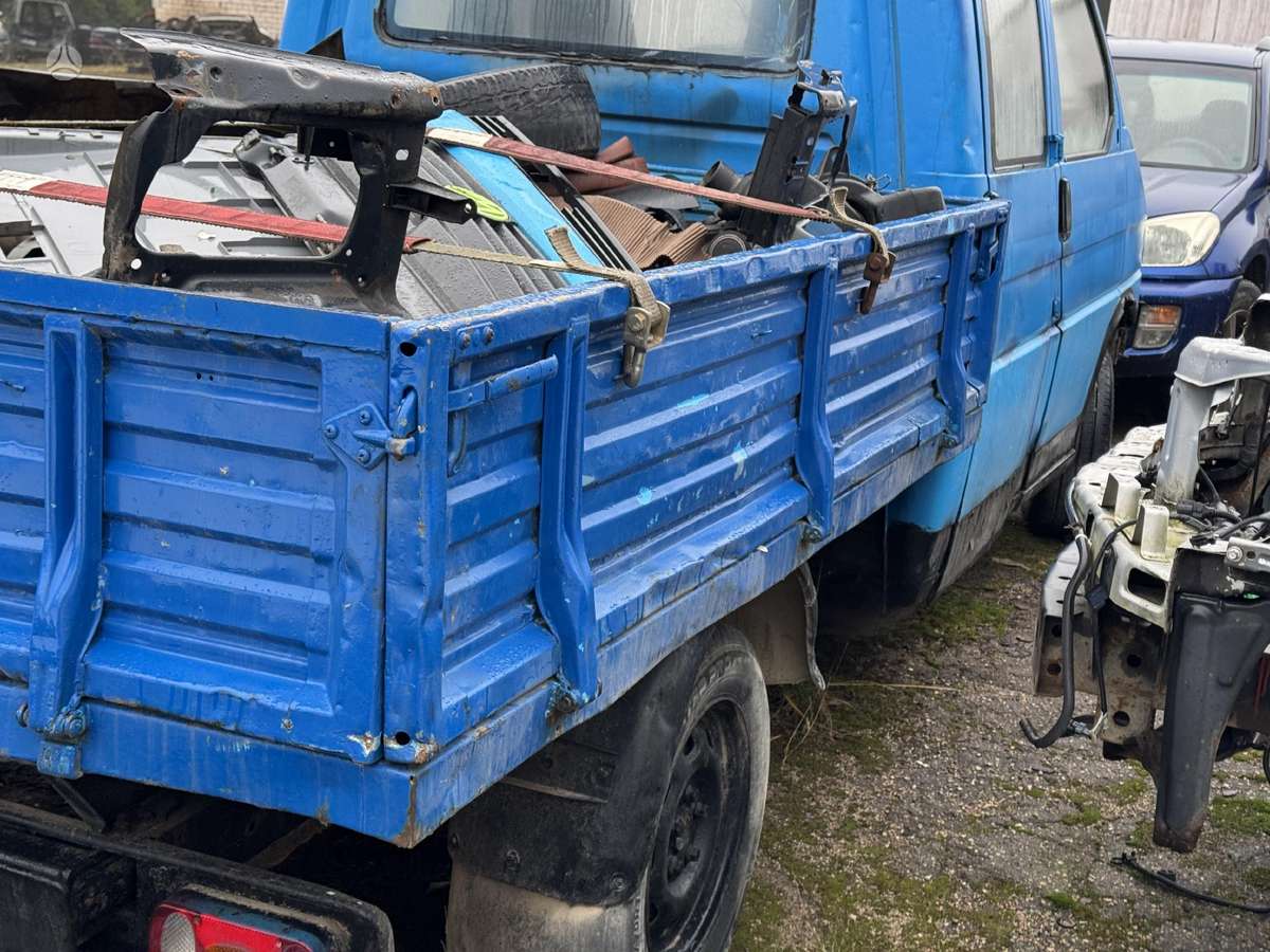 Volkswagen Transporter, preču