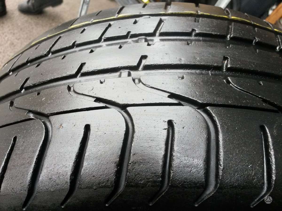 Pirelli PZERO apie 6mm, летние 225/40 R18