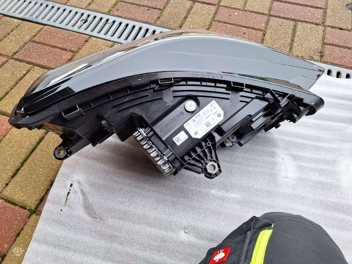 Volkswagen ID.4 lights
