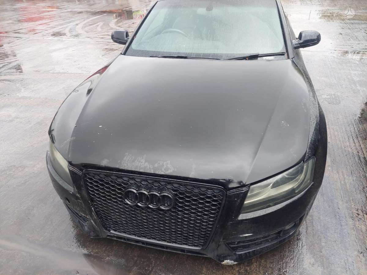 Audi A5 Variklis ir kiti agregatai dirbo tvarkingai