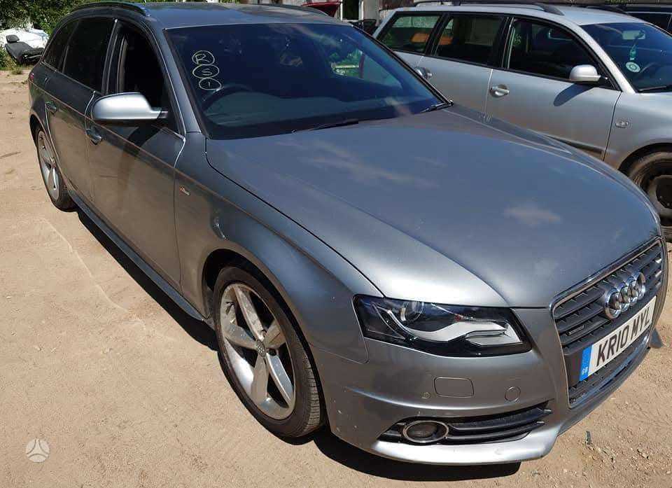 Audi A4 Audi a4 b8 dalys naujai pradėta ardyti