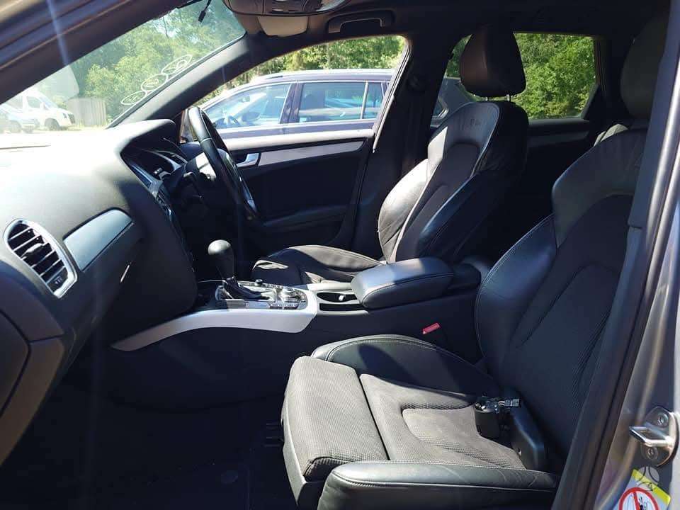 Audi A4 Audi a4 b8 dalys naujai pradėta ardyti
