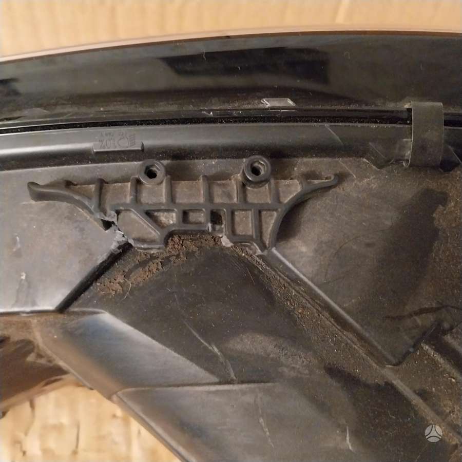 Audi A4 žibintai