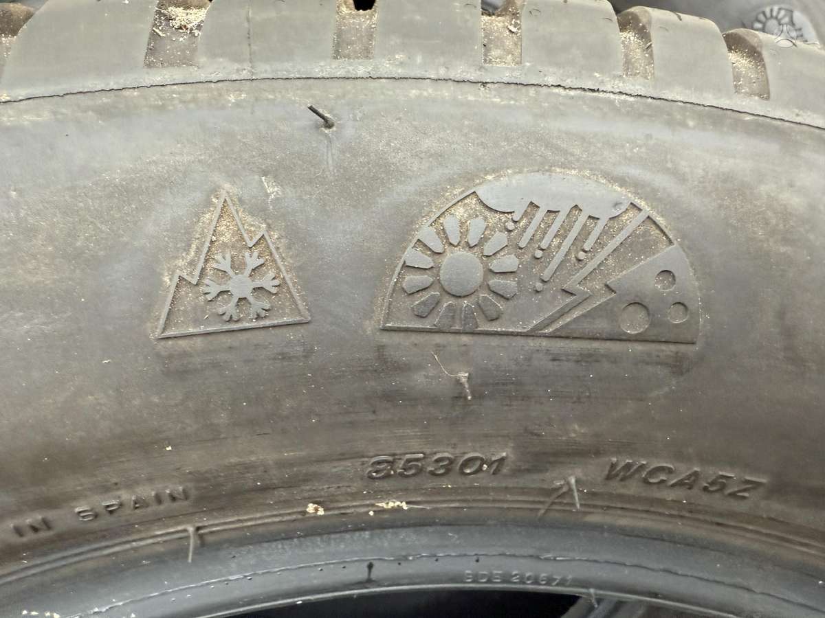 Bridgestone, winter 235/55 R18