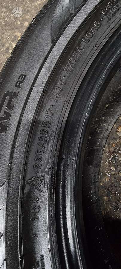 Nokian, всесезонные 235/55 R17