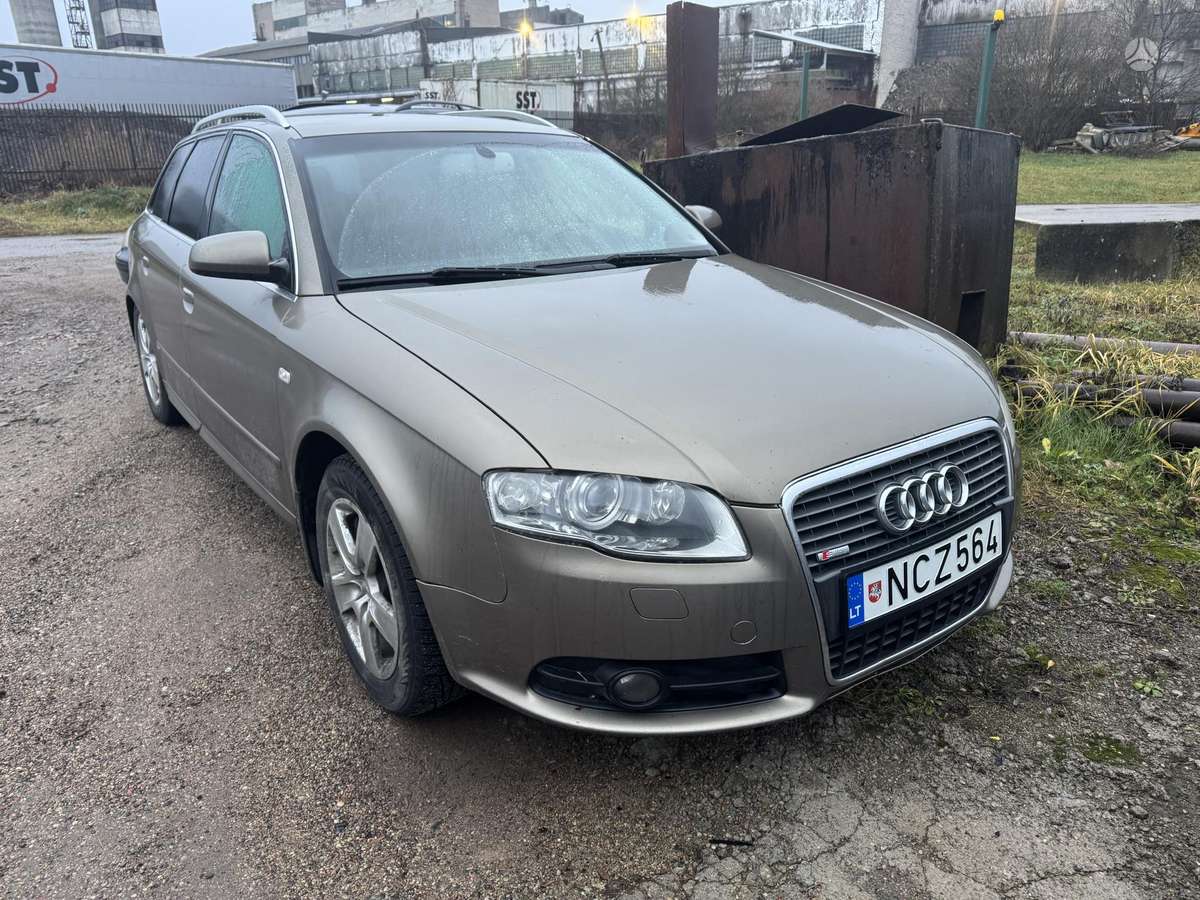 Audi A4 dalimis