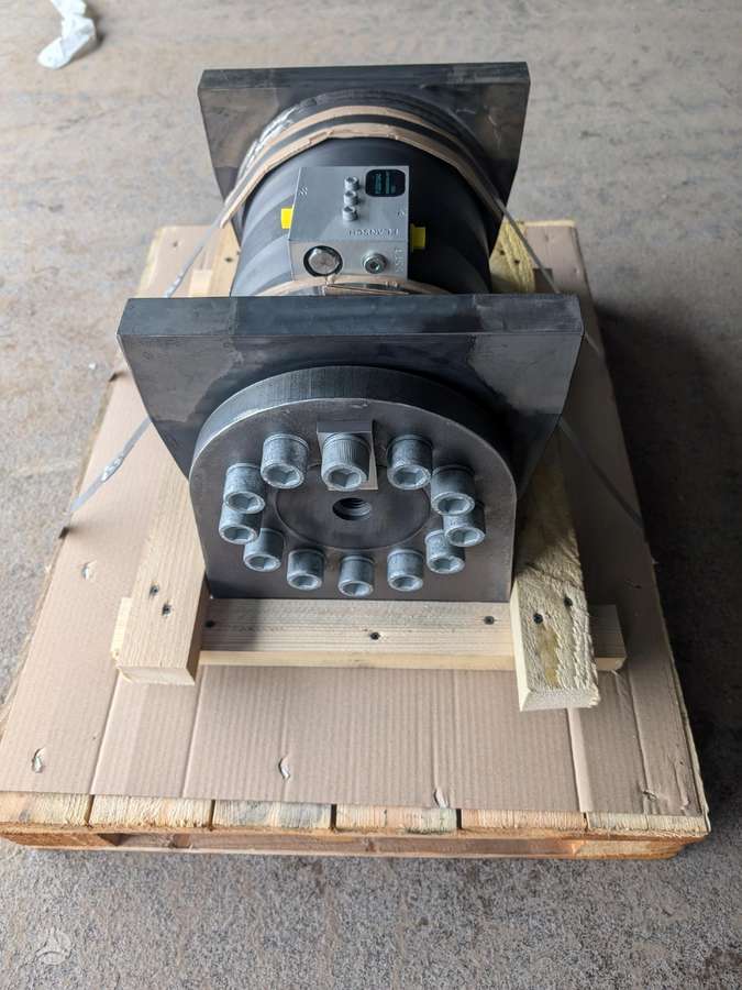Caterpillar M315, statybos ir kelių tiesimo technika