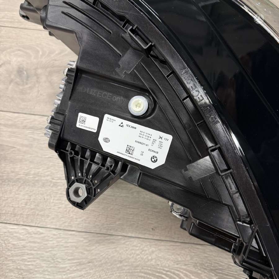 BMW X1 gaismas