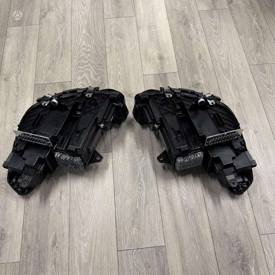 BMW X1 lights