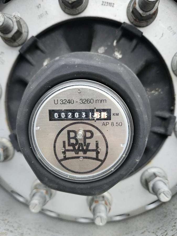 Krone SD FP45, šaldytuvai