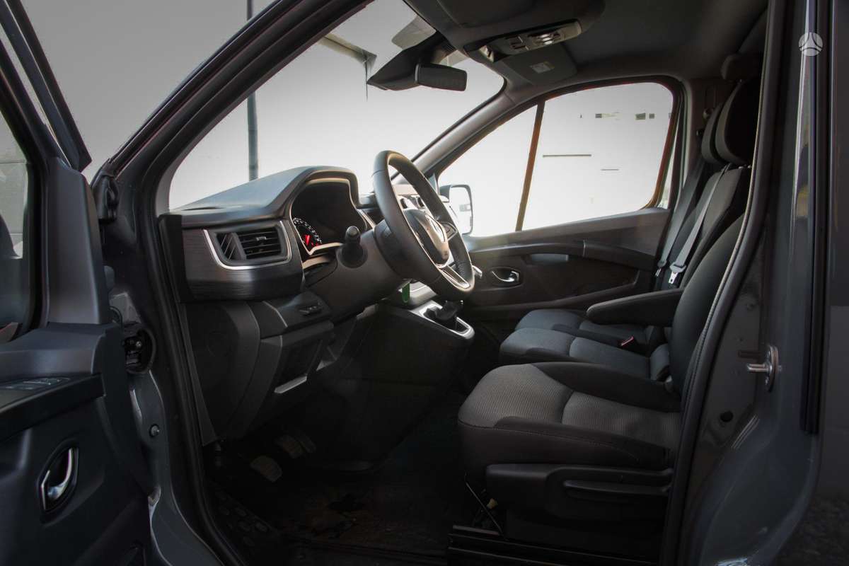 Renault Trafic, pasažieru mikroautobuss