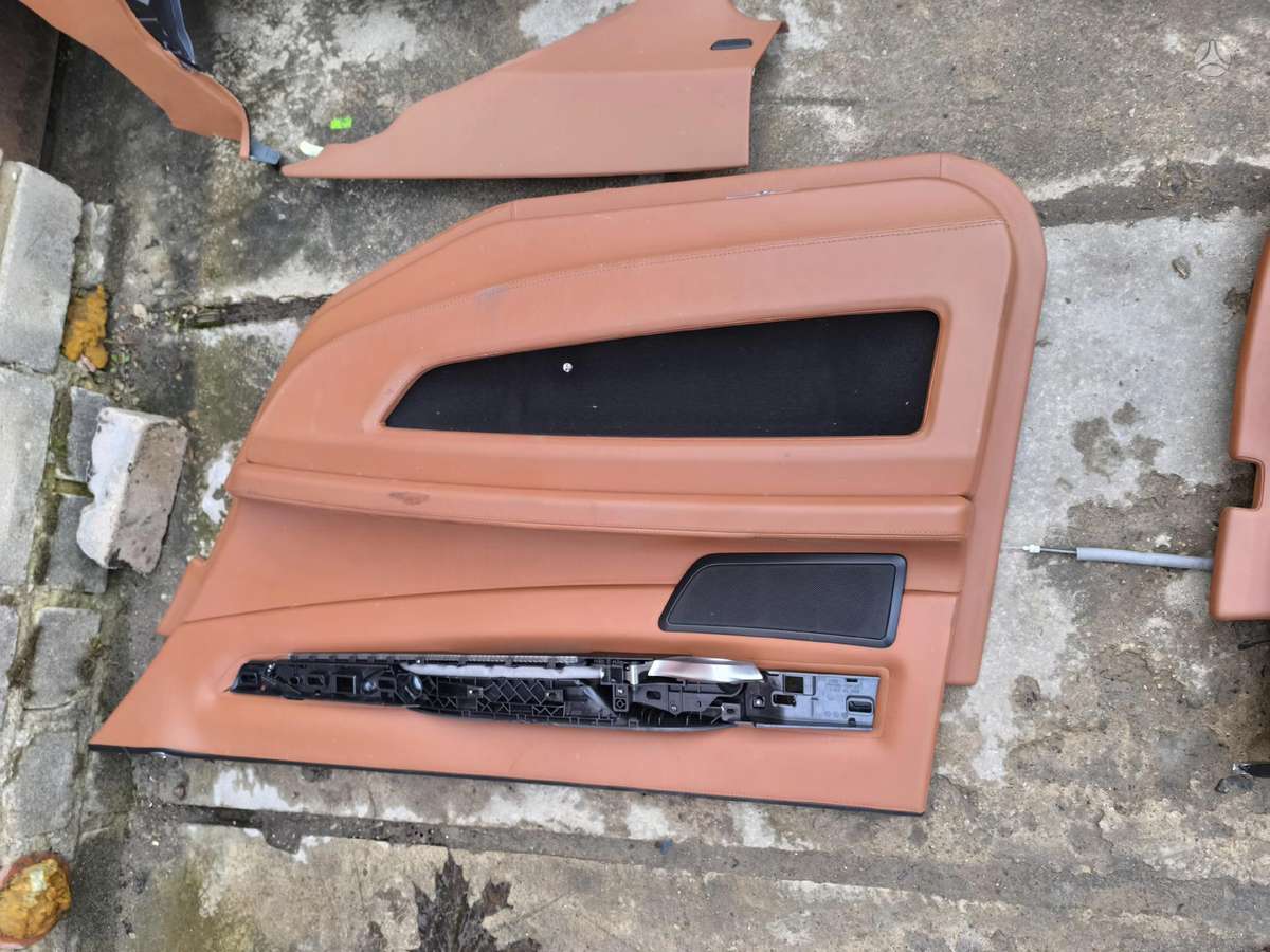 BMW 750, Sedyniu komplektas, сиденья