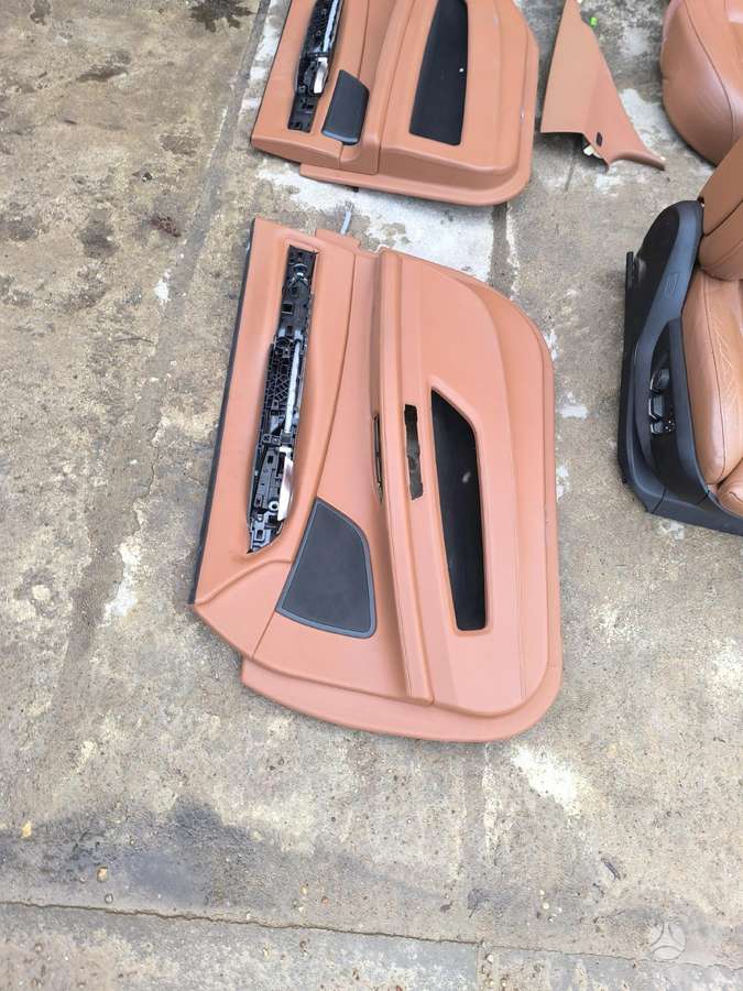 BMW 750, Sedyniu komplektas, сиденья