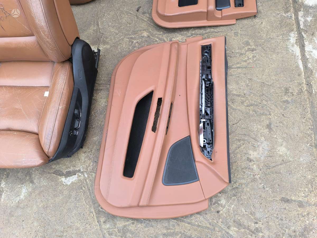 BMW 750, Sedyniu komplektas, сиденья