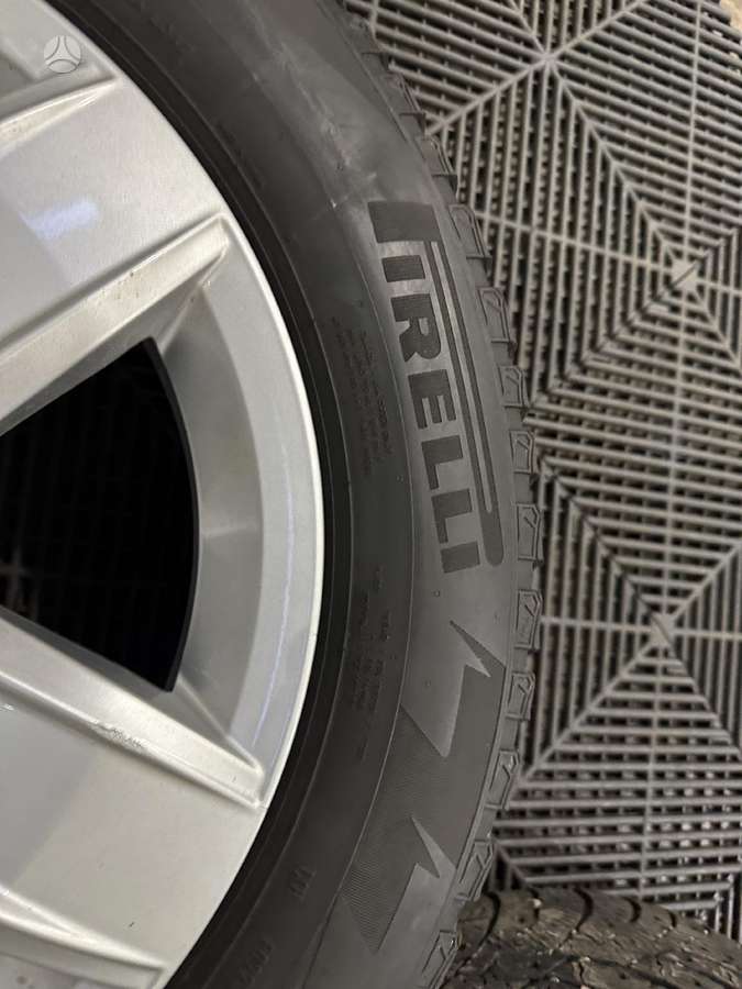 Volkswagen T-roc, lengvojo lydinio, R16