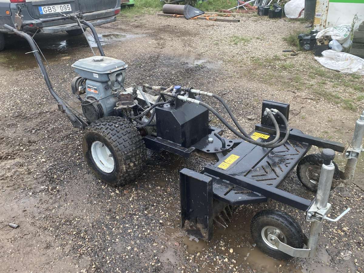 -Kita- Kubota, mini loaders