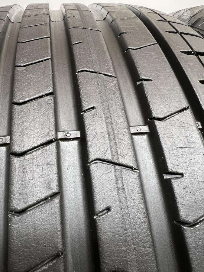 Pirelli P-Zero SEAL 2023m, летние 245/40 R19