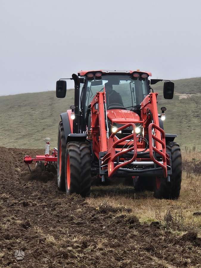 Kioti HX1402, тракторы