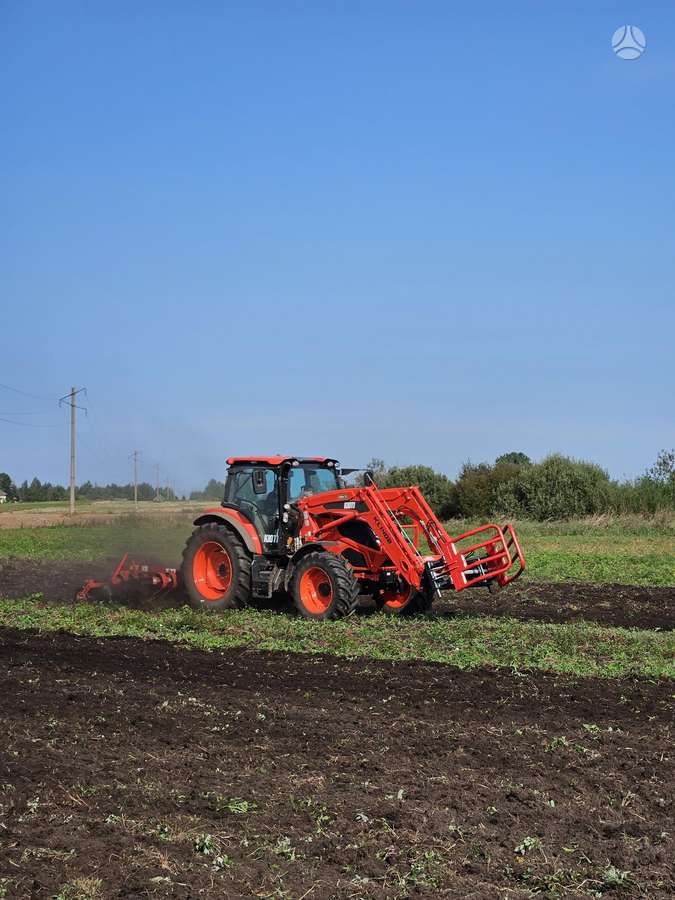 Kioti HX1402, тракторы