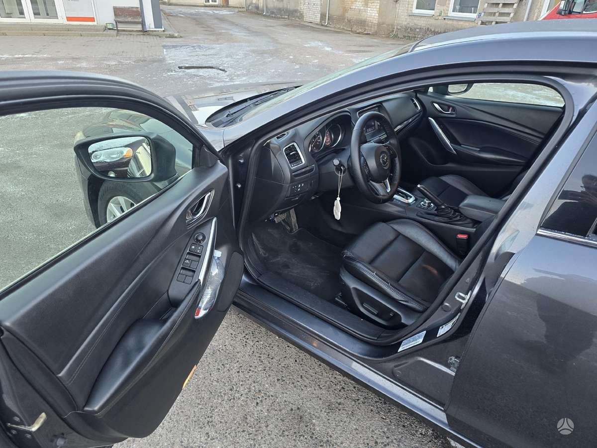 Mazda 6, 2.5 l., Седан