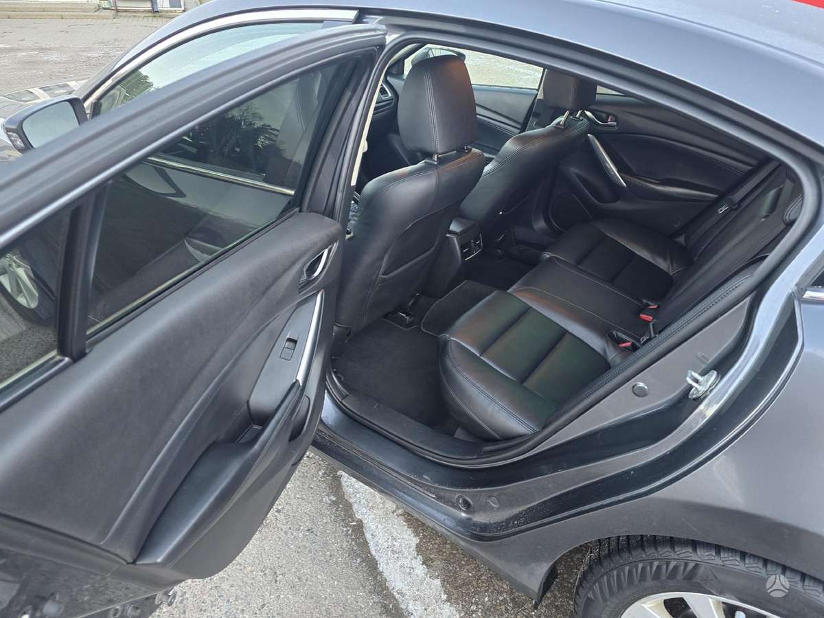 Mazda 6, 2.5 l., Седан