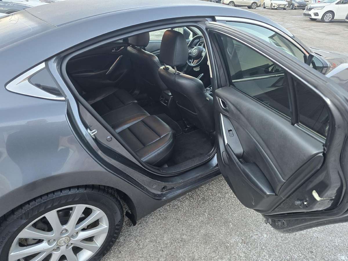 Mazda 6, 2.5 l., Седан