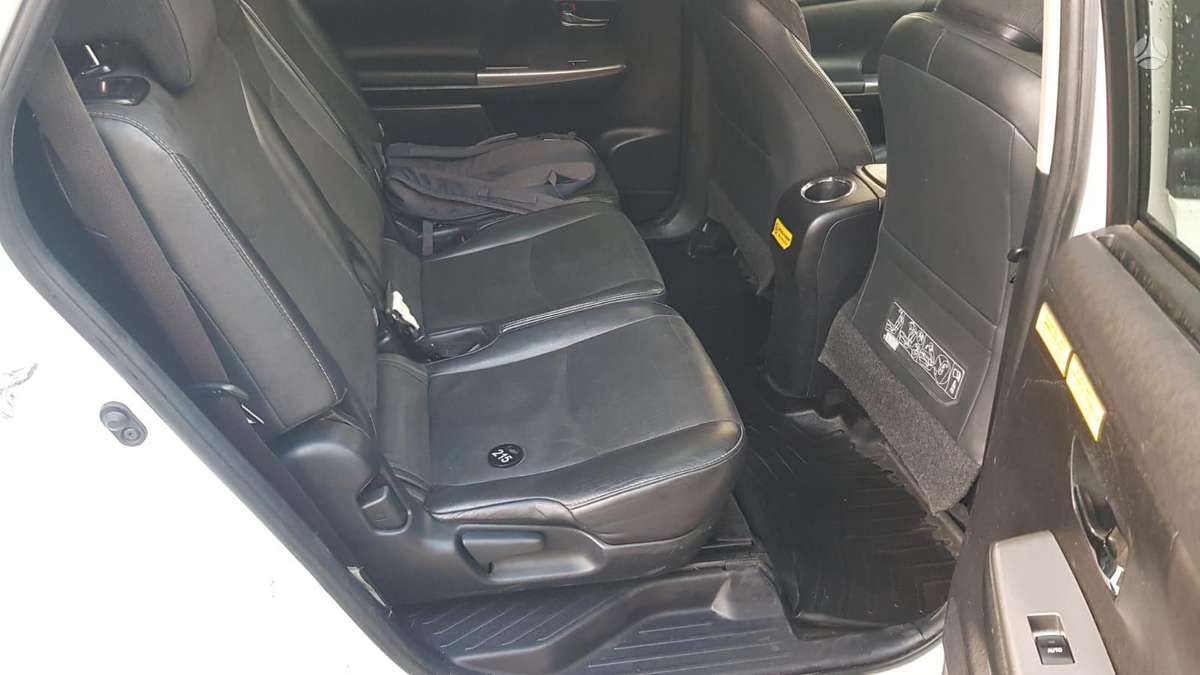 Toyota Prius, 1.8 l., hatchback