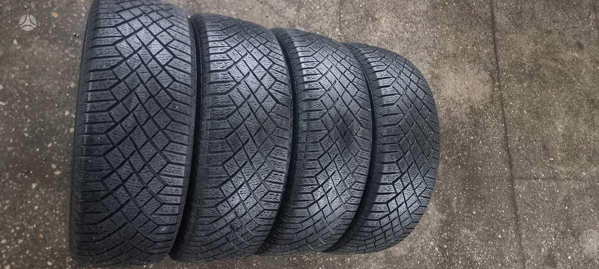 Continental, всесезонные 225/60 R17