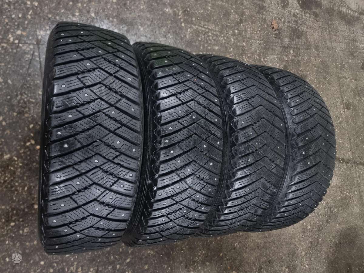 Goodyear, зимние 215/65 R16
