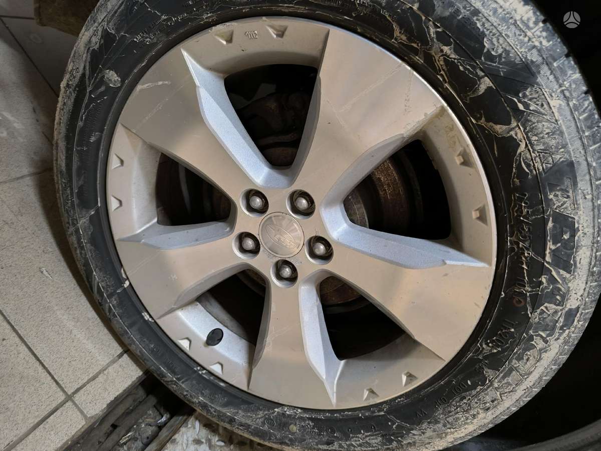 Subaru Forester, Dalimis