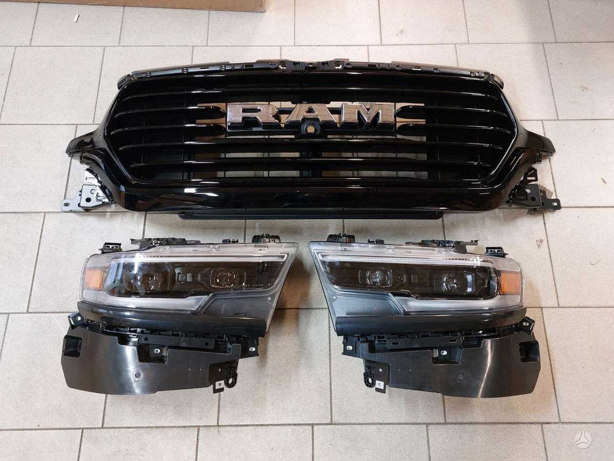 Dodge Ram virsbūves detaļas