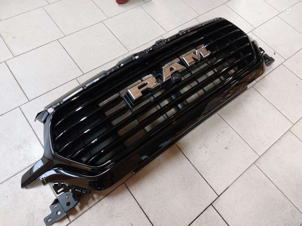 Dodge Ram virsbūves detaļas
