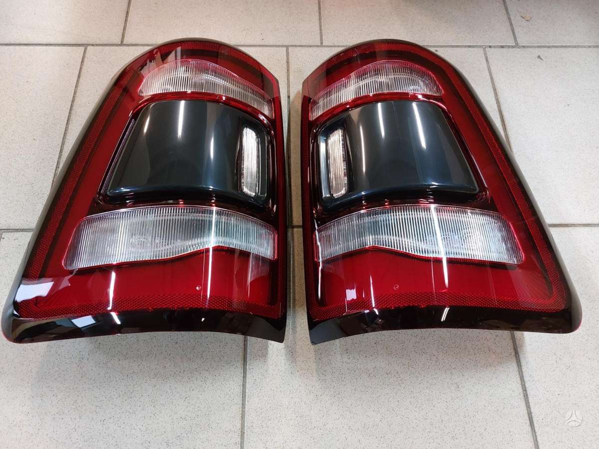 Dodge Ram virsbūves detaļas