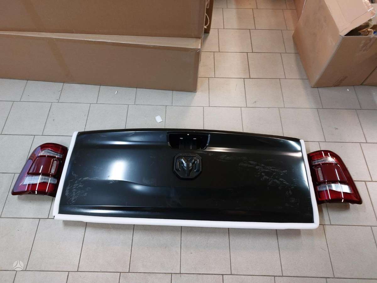 Dodge Ram virsbūves detaļas