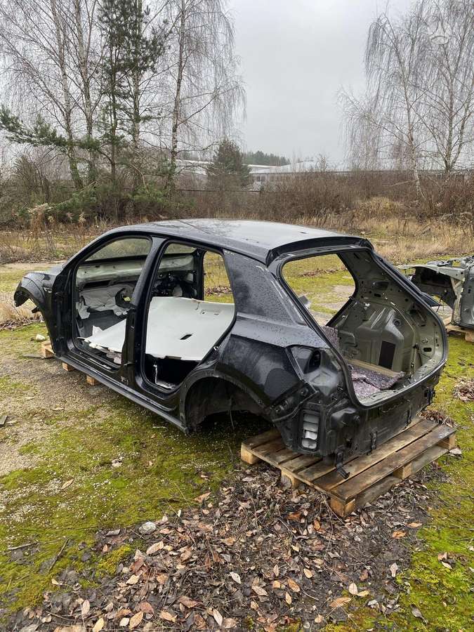 Volkswagen T-Roc Kebulas pjaustomas