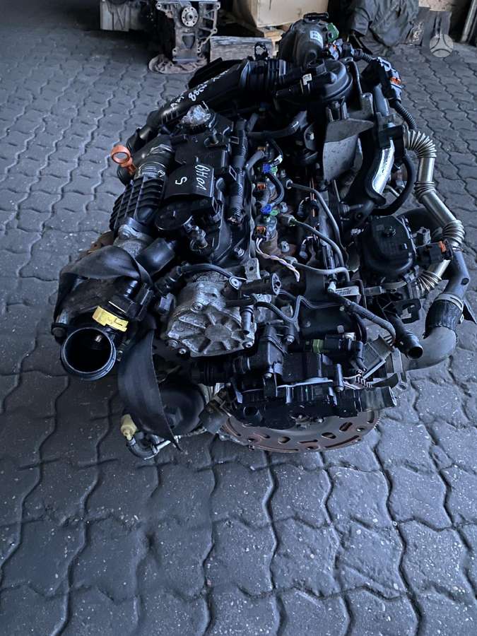 Peugeot 3008, BH01, engine