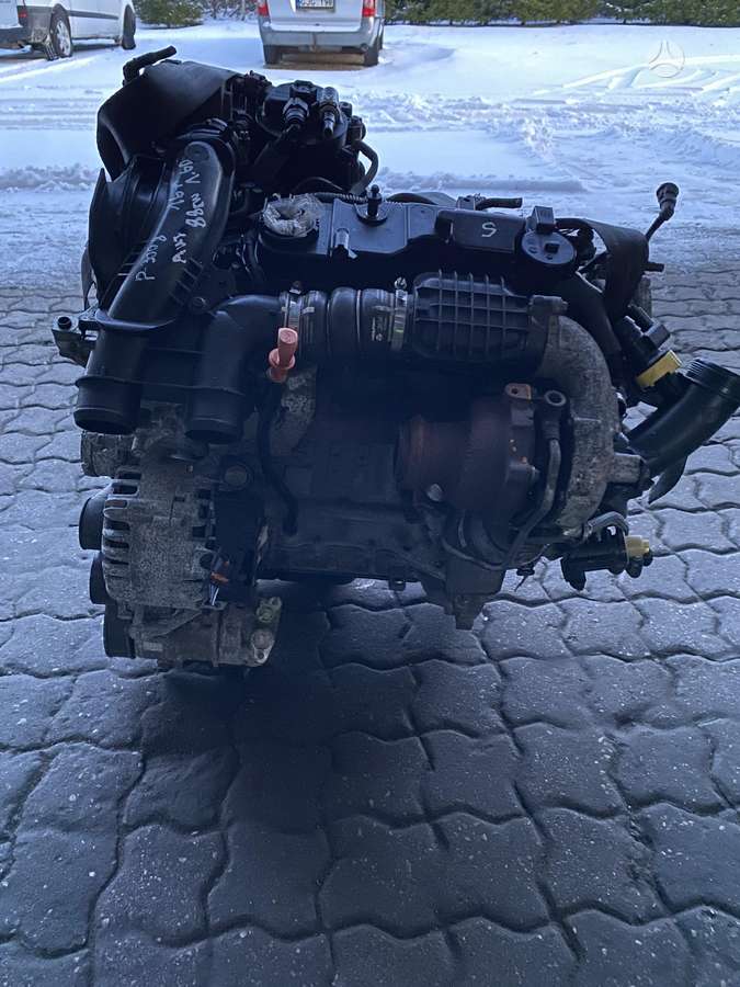 Peugeot 3008, BH01, двигатель