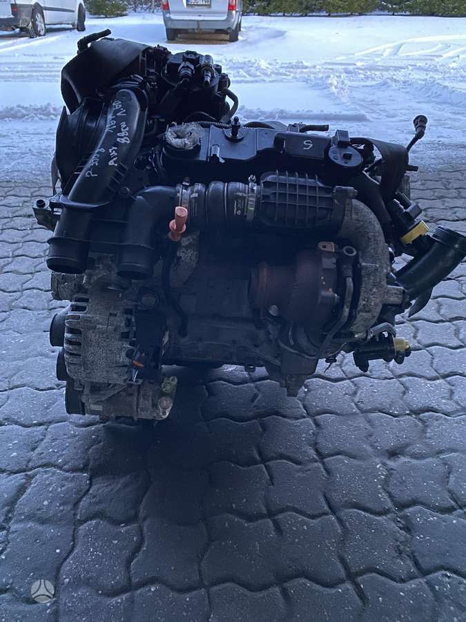 Peugeot 3008, BH01, engine