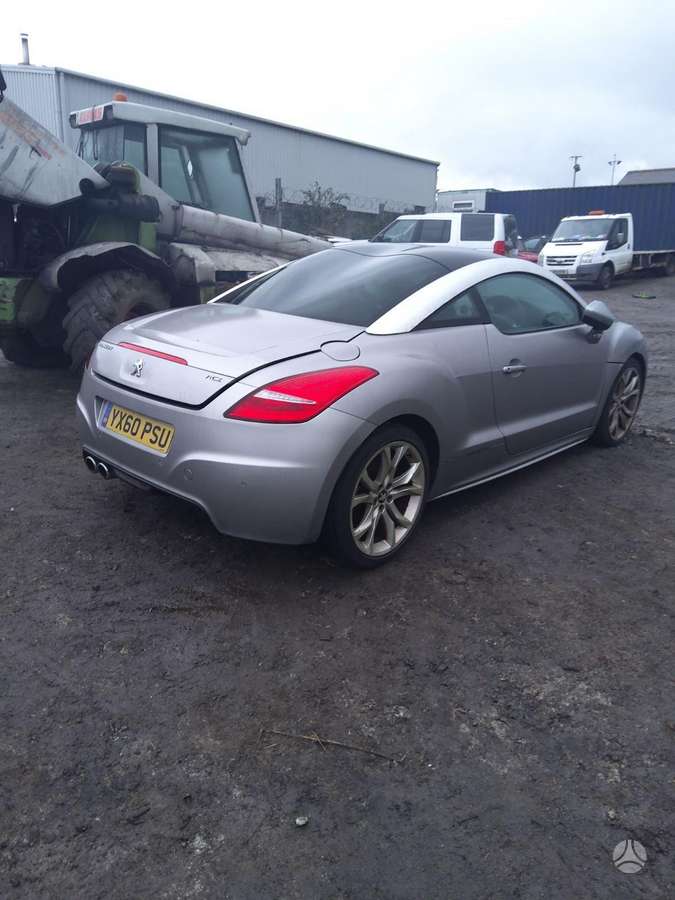 Peugeot RCZ for parts
