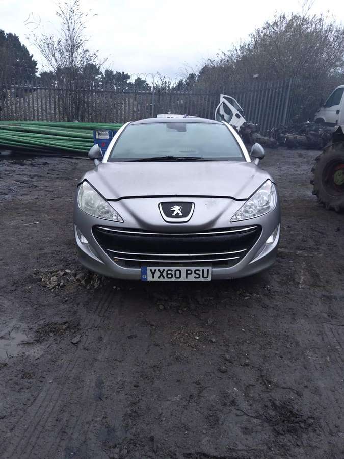 Peugeot RCZ for parts