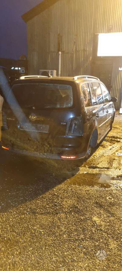 Volkswagen Touran
