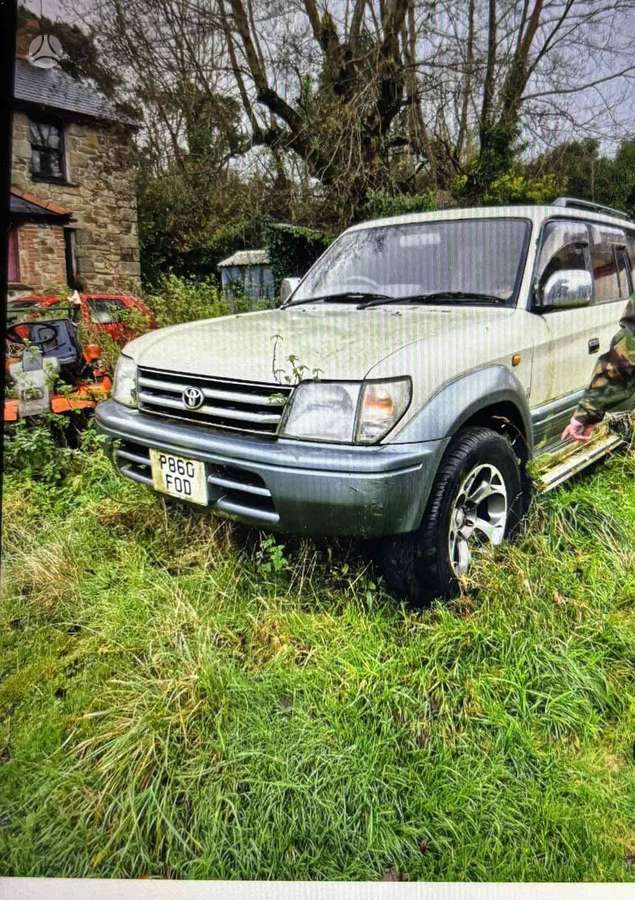 Toyota Land Cruiser по частям