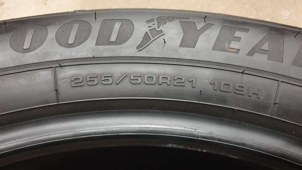Goodyear Ultra Grip Performance+  7mm, žieminės 255/50 R21