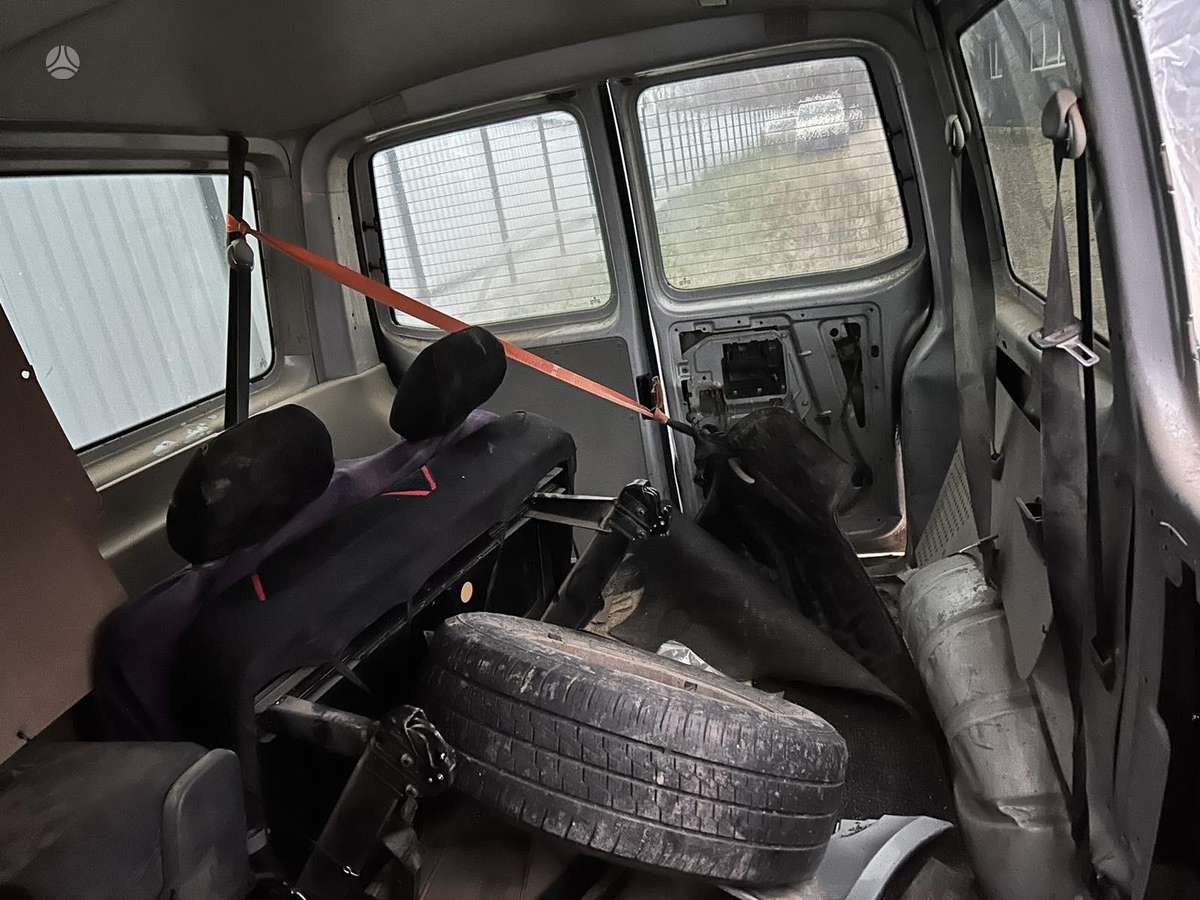 Volkswagen Transporter, passenger vans